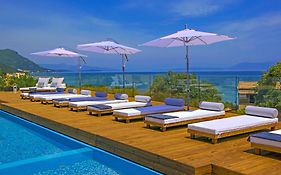 Ionian Eye Design Studios & Spa